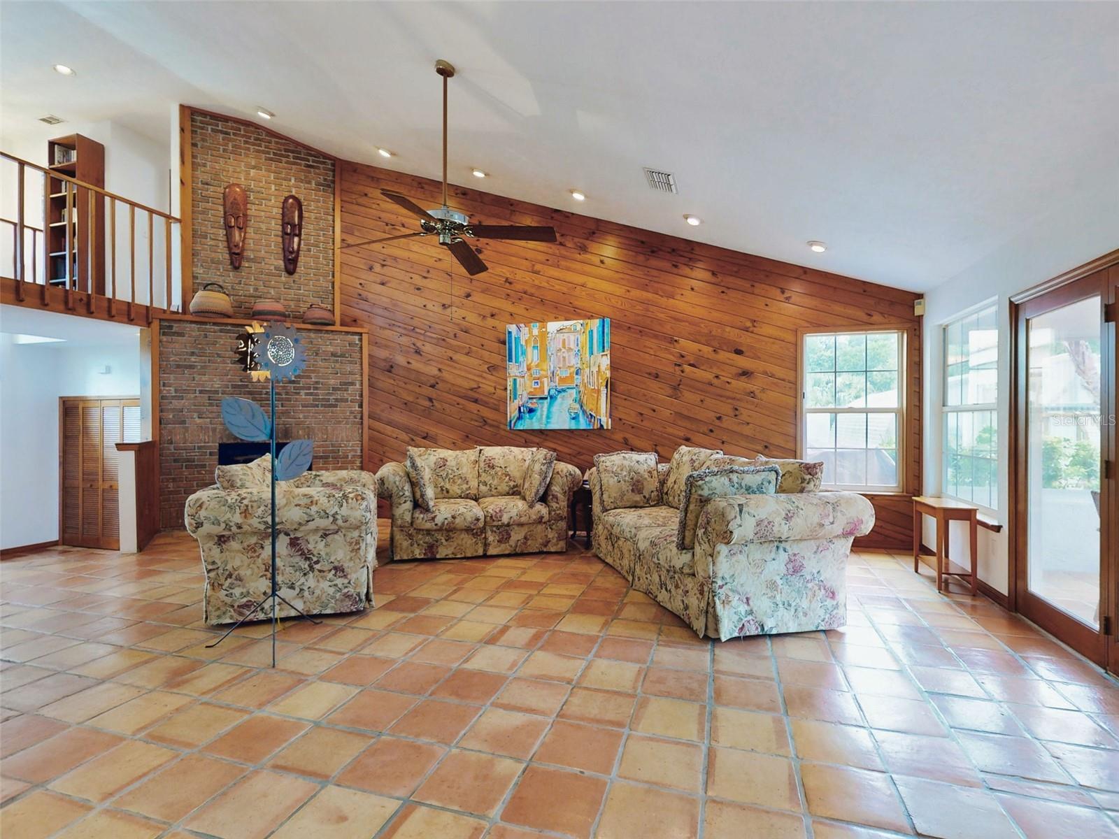 1205 WILLIAMS RD — photo 8