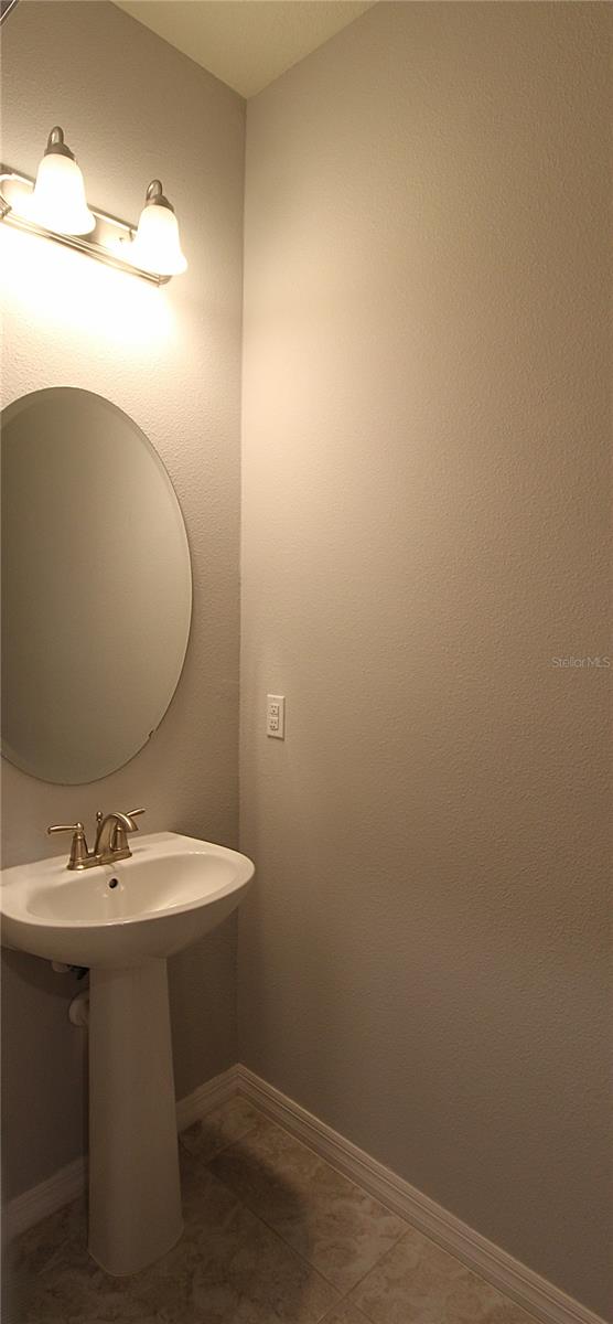 2922 GRAND KEMERTON PL — photo 2