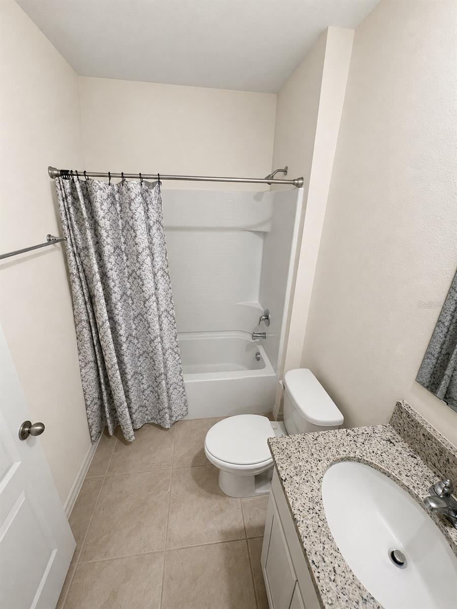 3648 SUNGROVE CIR — photo 9