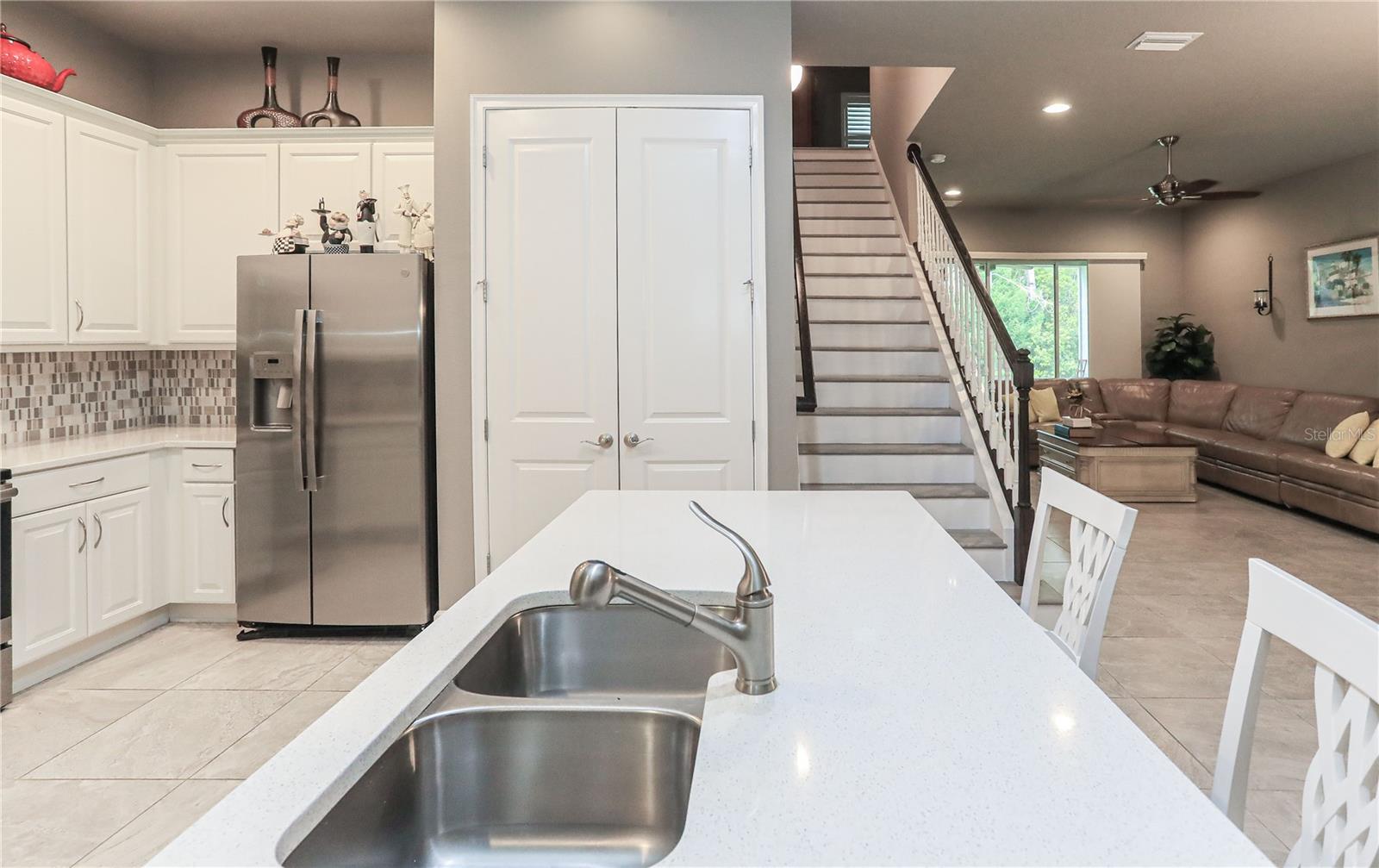 875 PINEWOOD DR — photo 12