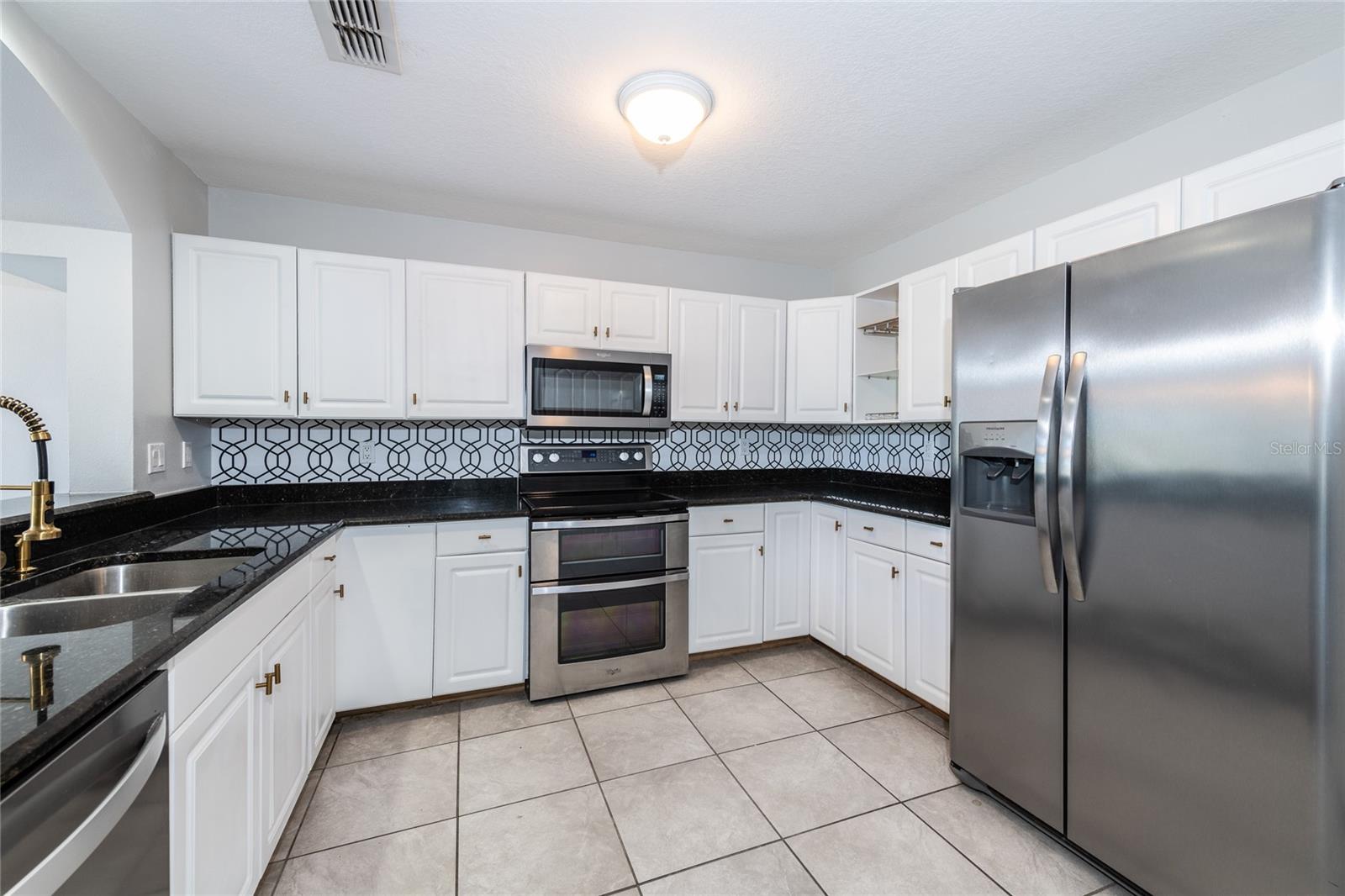 3072 OCEAN SHORE BLVD — photo 11