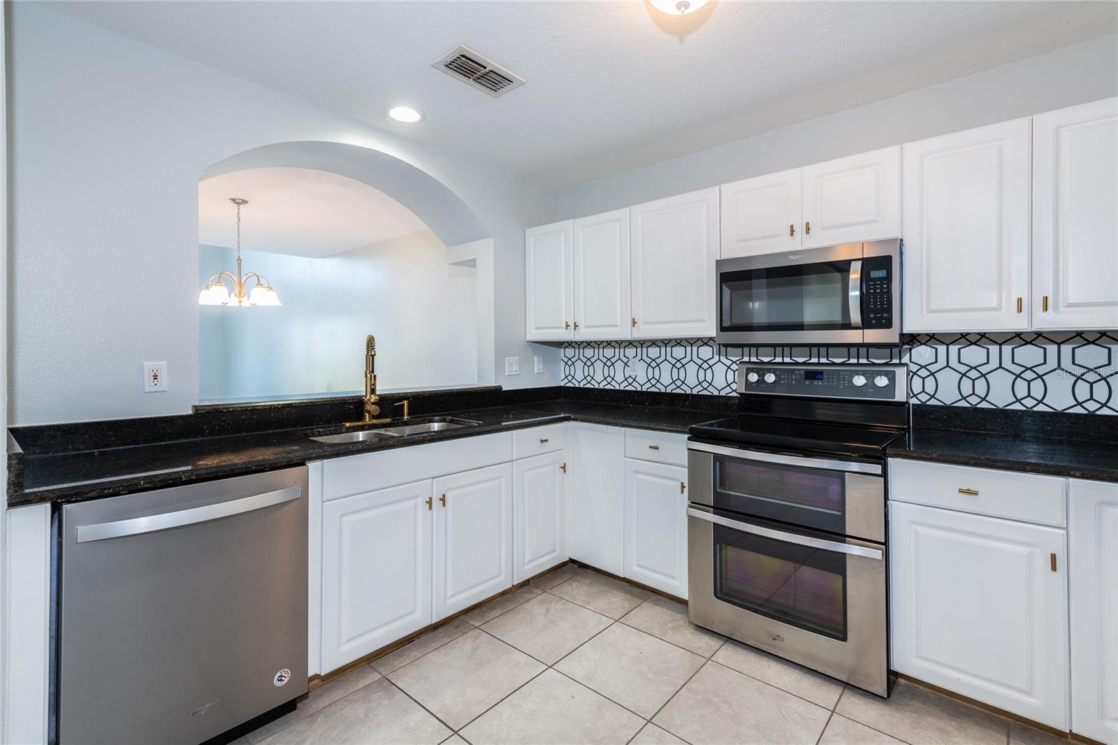3072 OCEAN SHORE BLVD — photo 12
