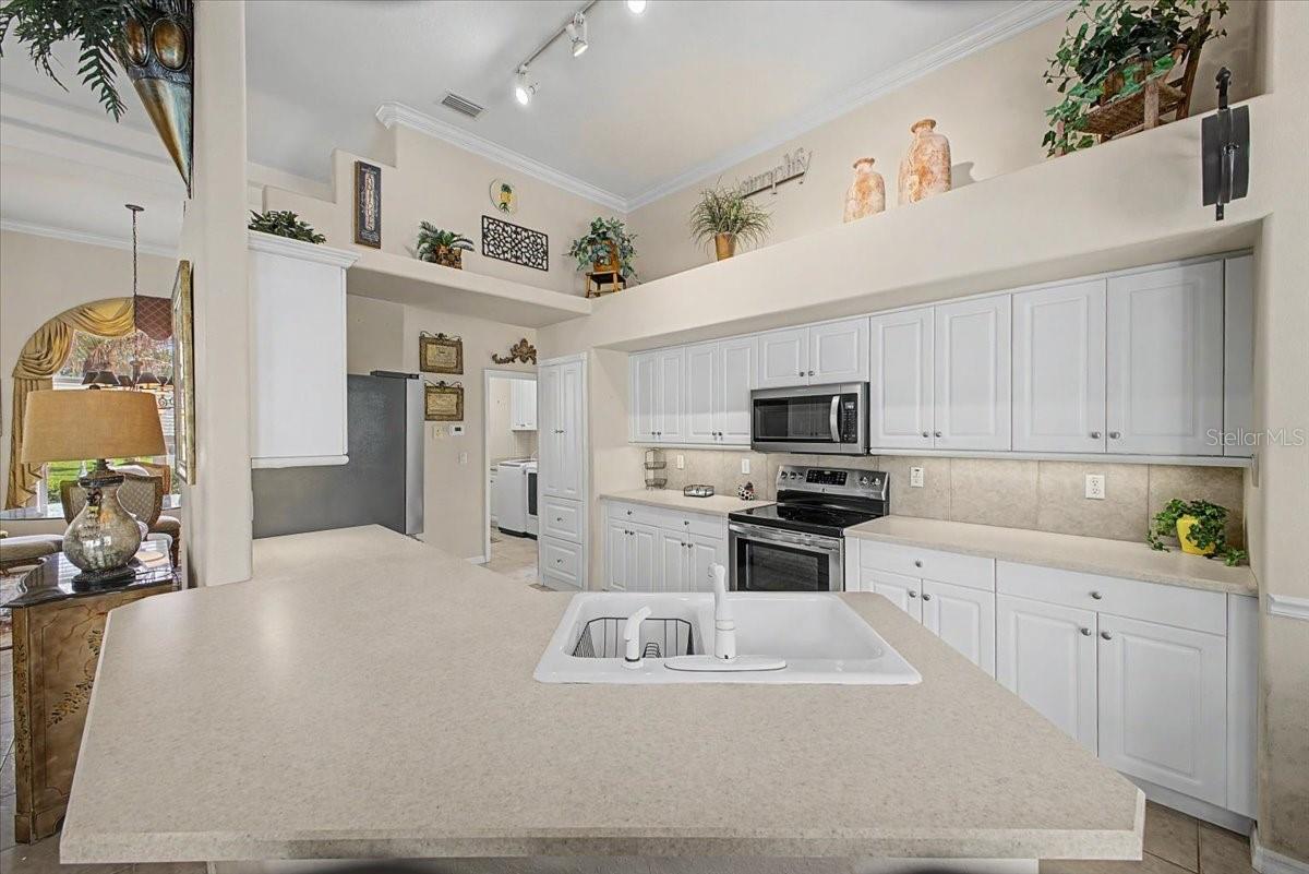 11 CRESCENT LAKE WAY — photo 11