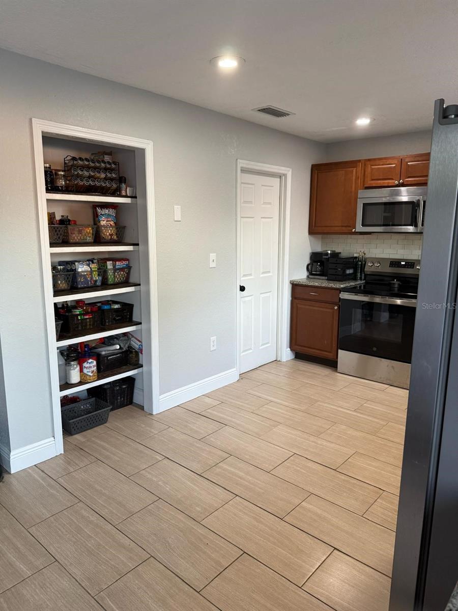 1540 JUPITER AVE — photo 6