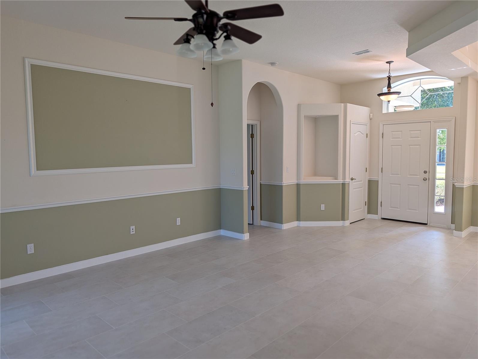 1315 ELLI CIR — photo 12