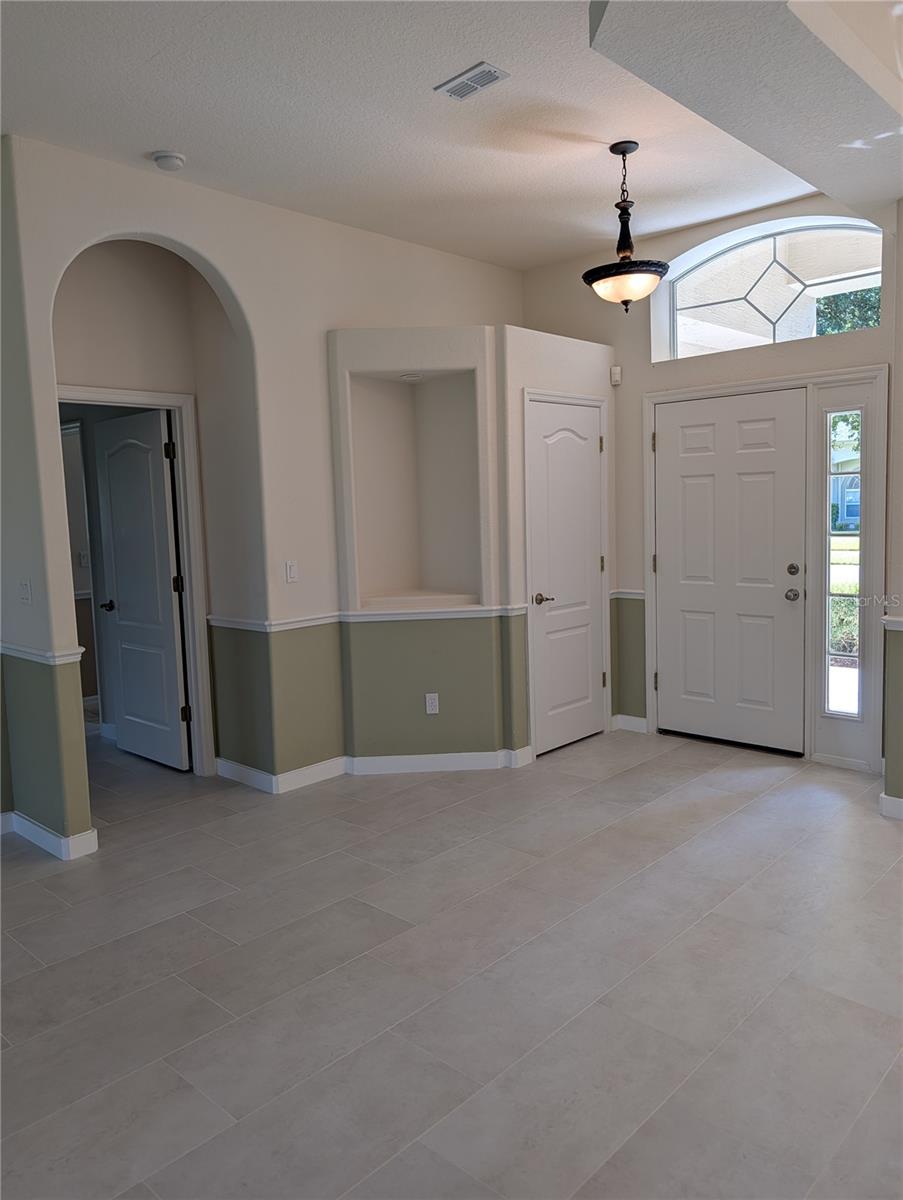 1315 ELLI CIR — photo 5