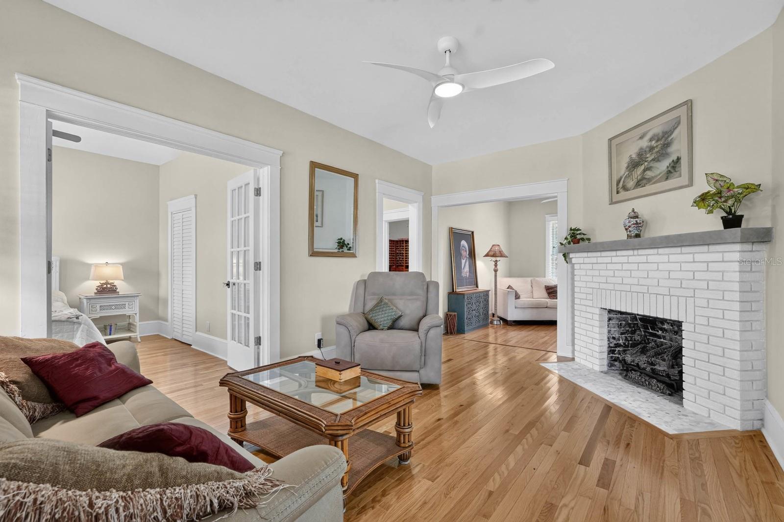 220 RIVERVIEW BLVD — photo 9