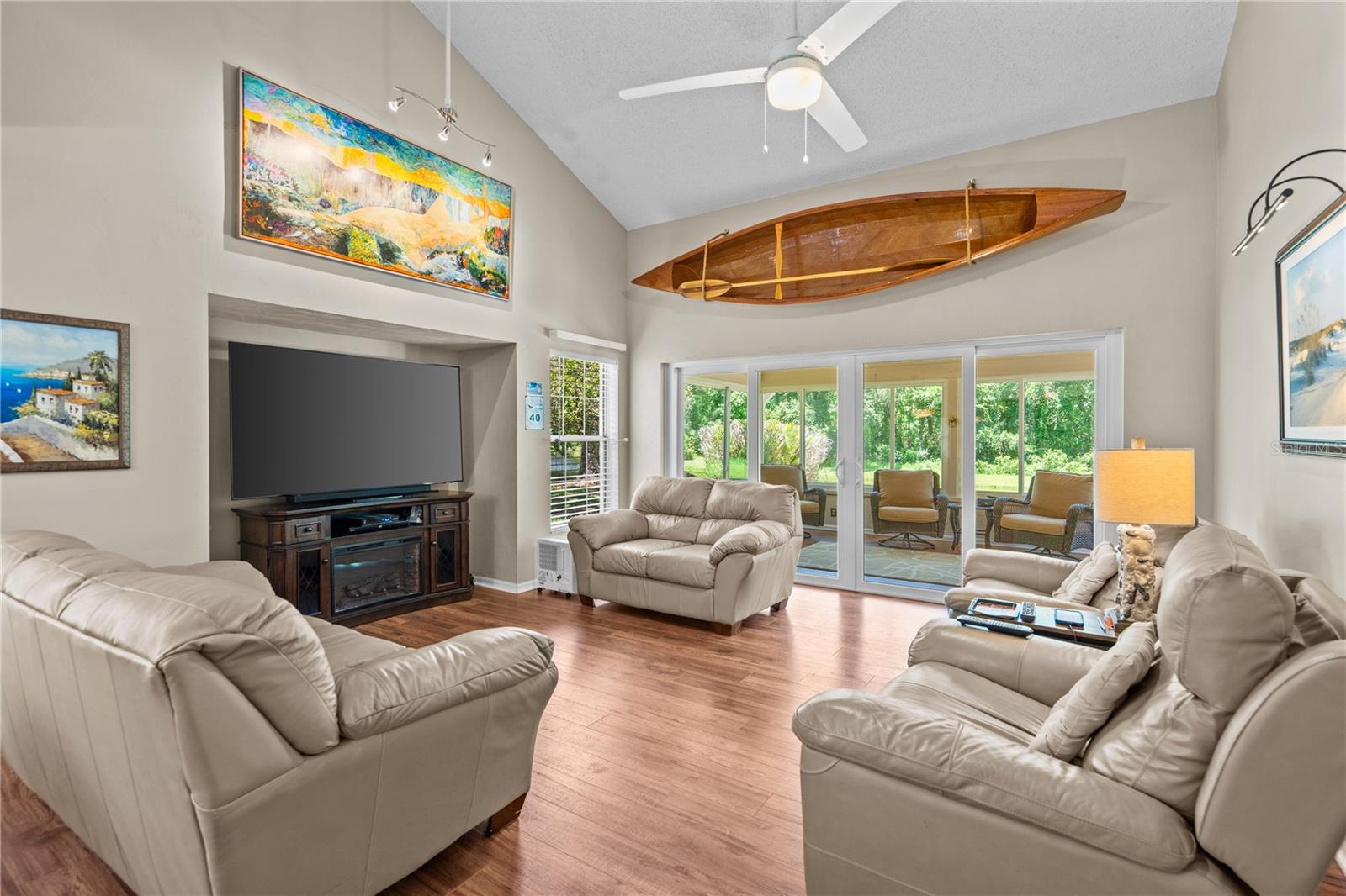 254 GLENBRIAR CIR — photo 10