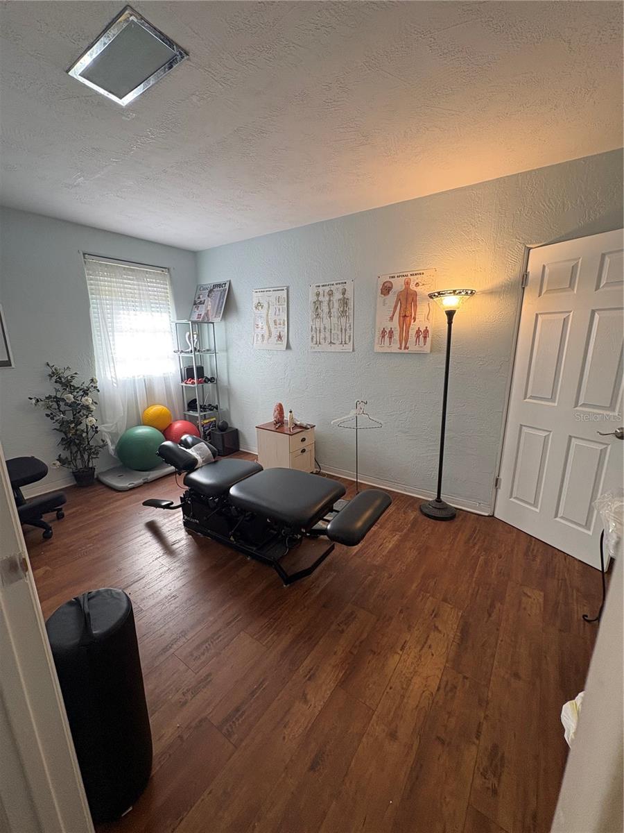 940 N HALIFAX DR — photo 8