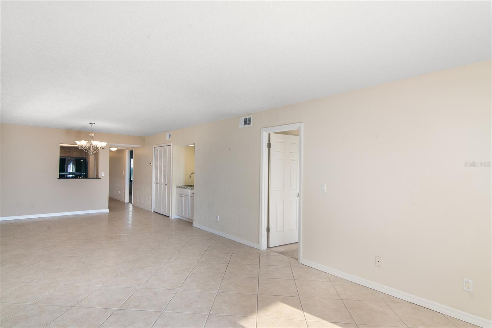 2600 OCEAN SHORE BLVD #111 — photo 12