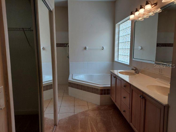 10 VILLAGE VIEW WAY — photo 9