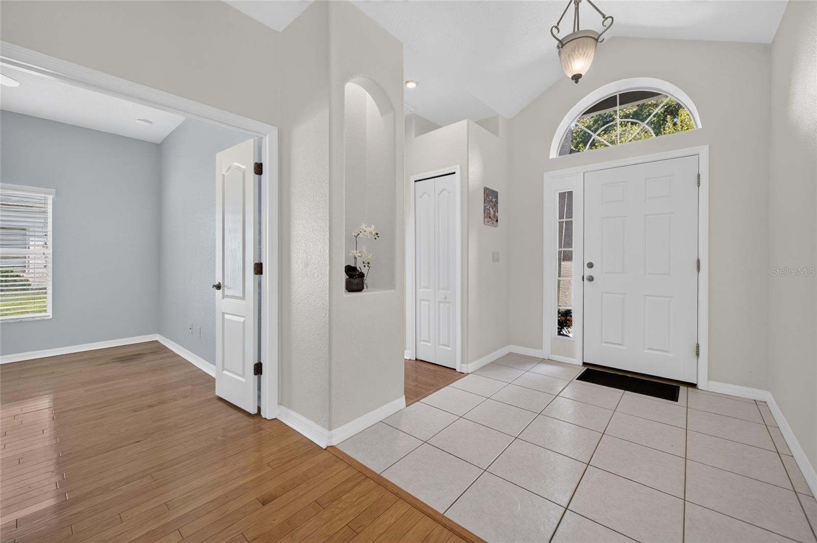 12 OLD CREEK CIR — photo 7