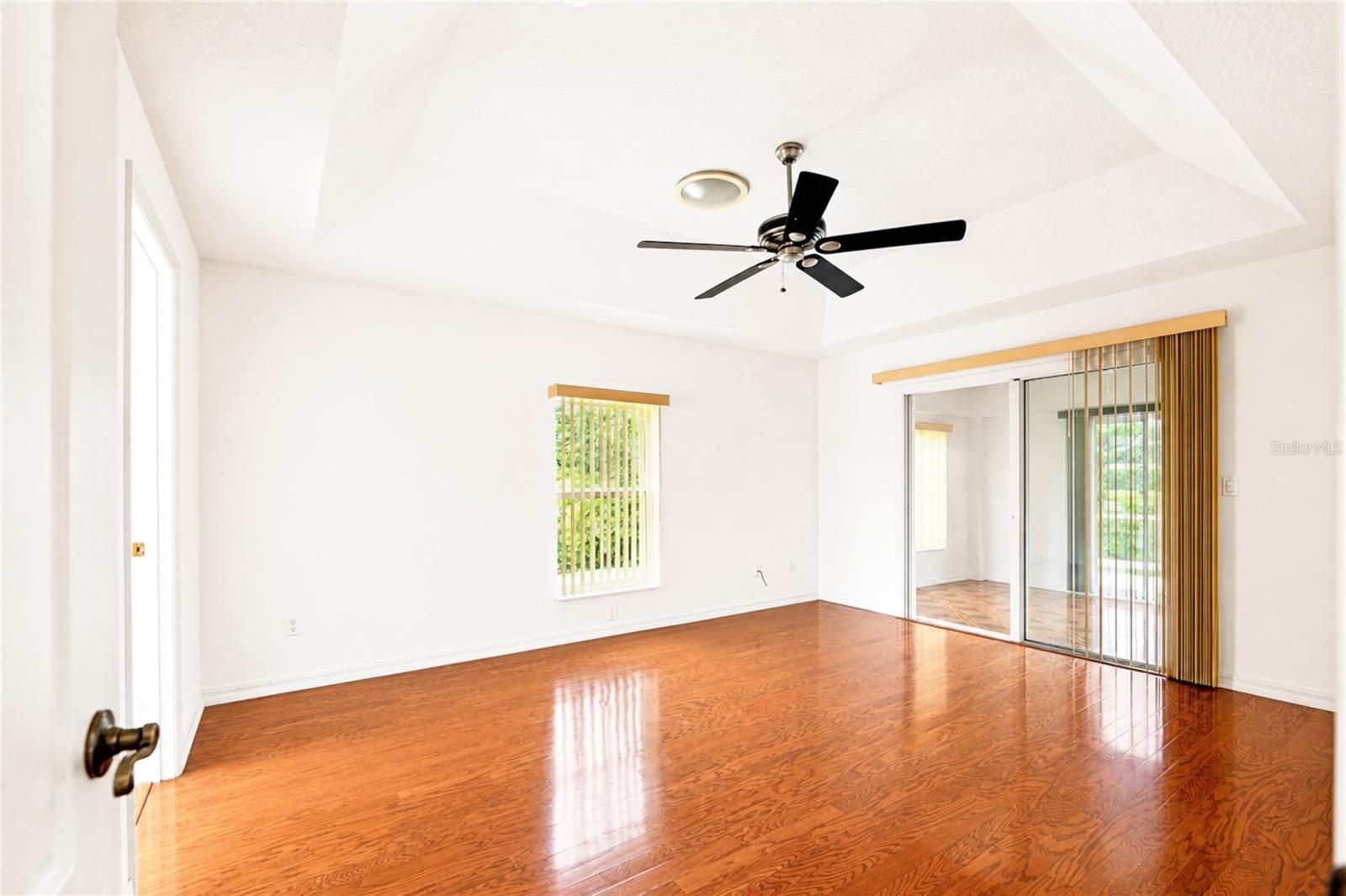 64 WHITTINGTON DR — photo 9