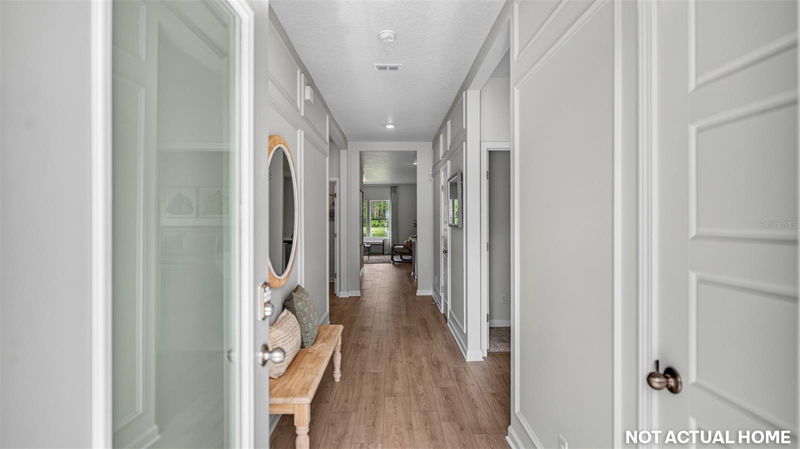 238 HAWTHORN AVE — photo 3