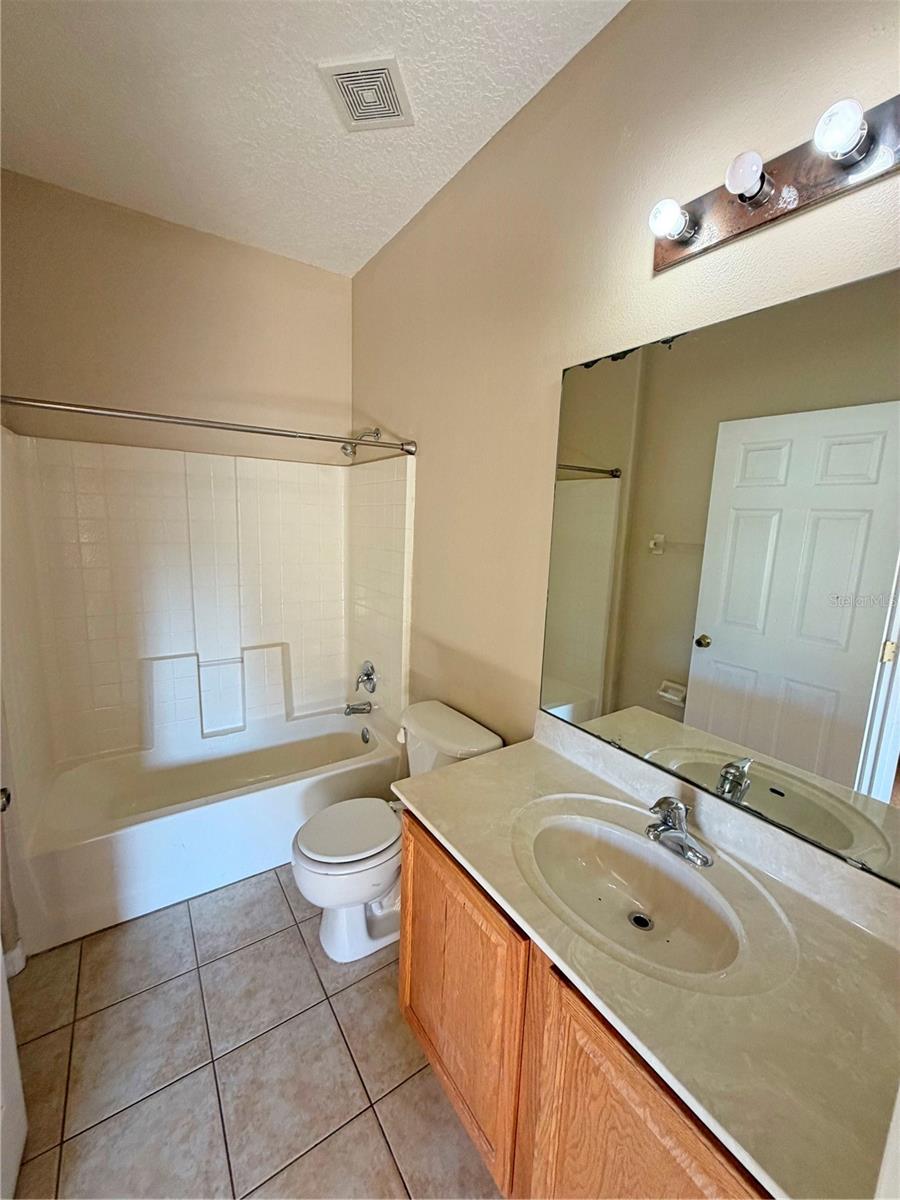 72 BICKFORD DR — photo 9