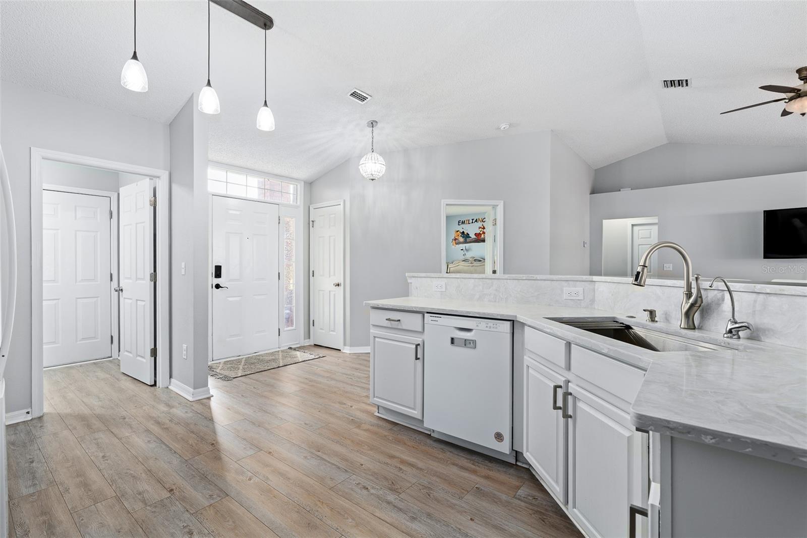 23 POWDER HILL LN — photo 9