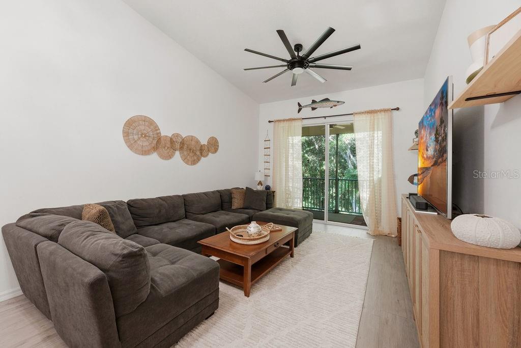 90 SAN JUAN DR #B202 — photo 3