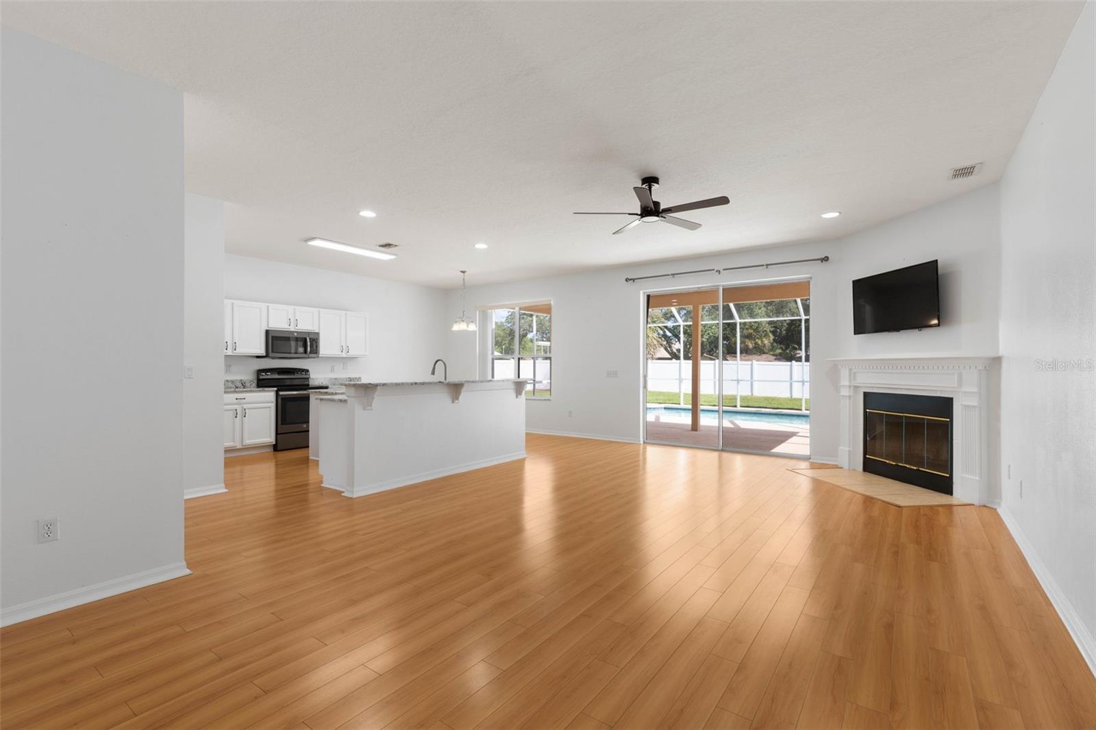 62 FORRESTER PL — photo 8