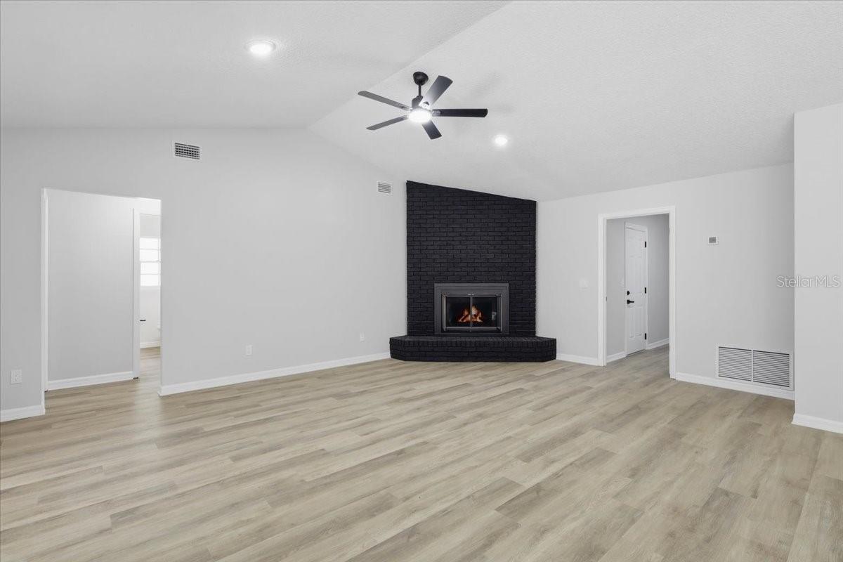 2 ELDER PL — photo 12
