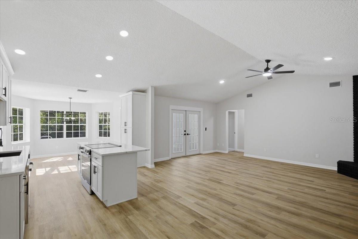 2 ELDER PL — photo 8