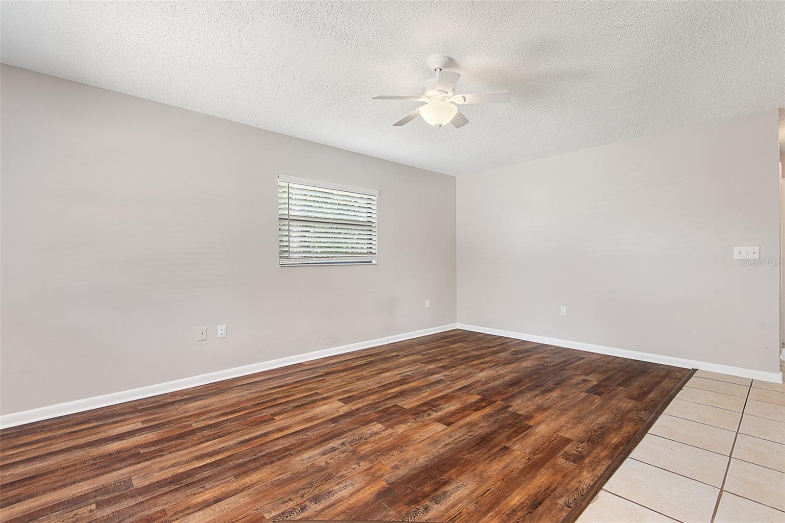 33 WELLWOOD LN — photo 12