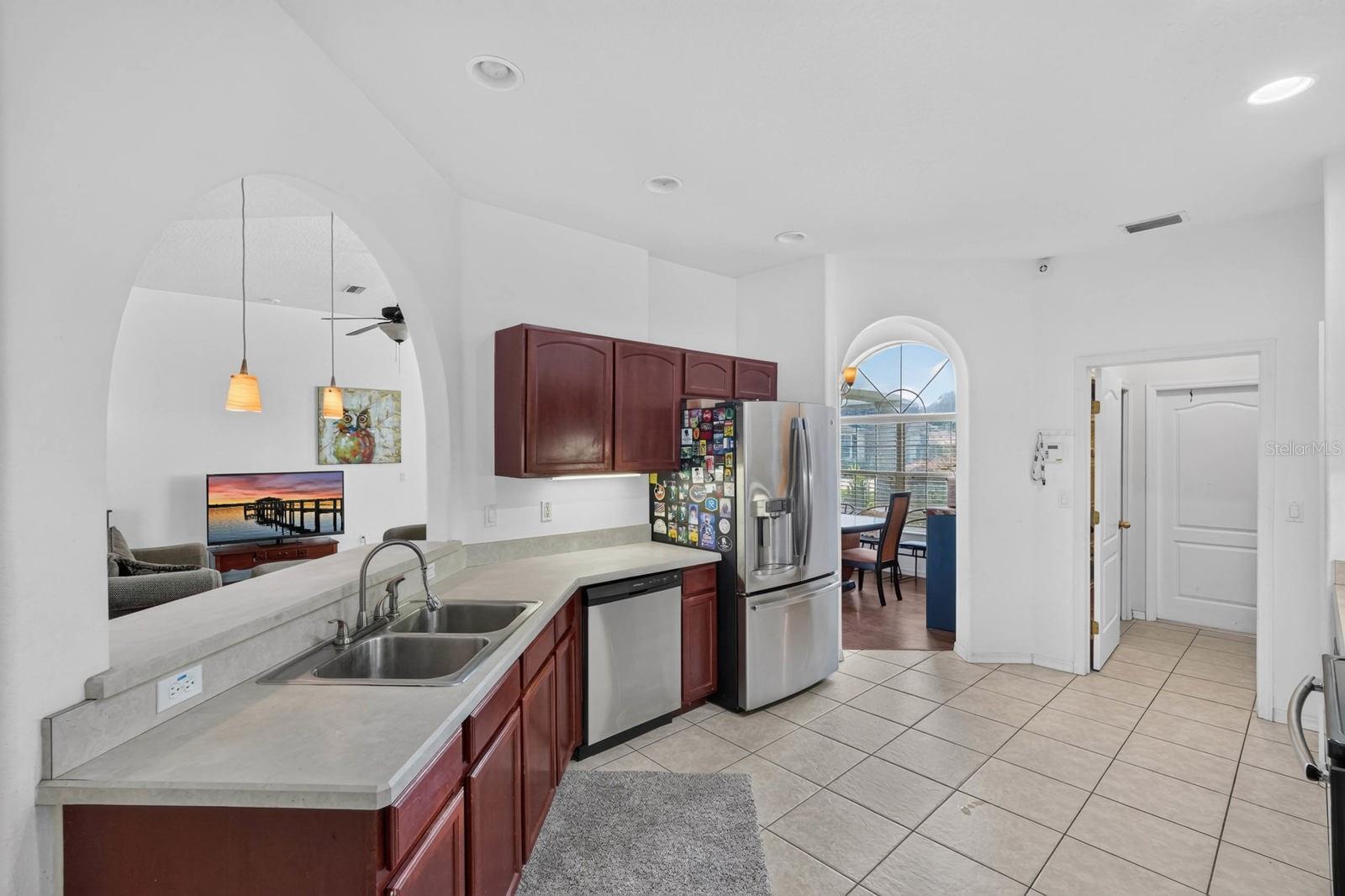 25 KATHRYN PL — photo 12