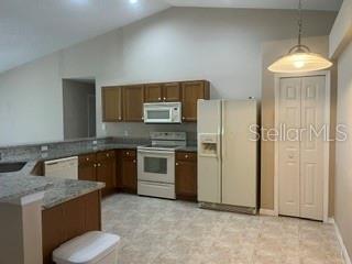 6 PRIMROSE LN — photo 2