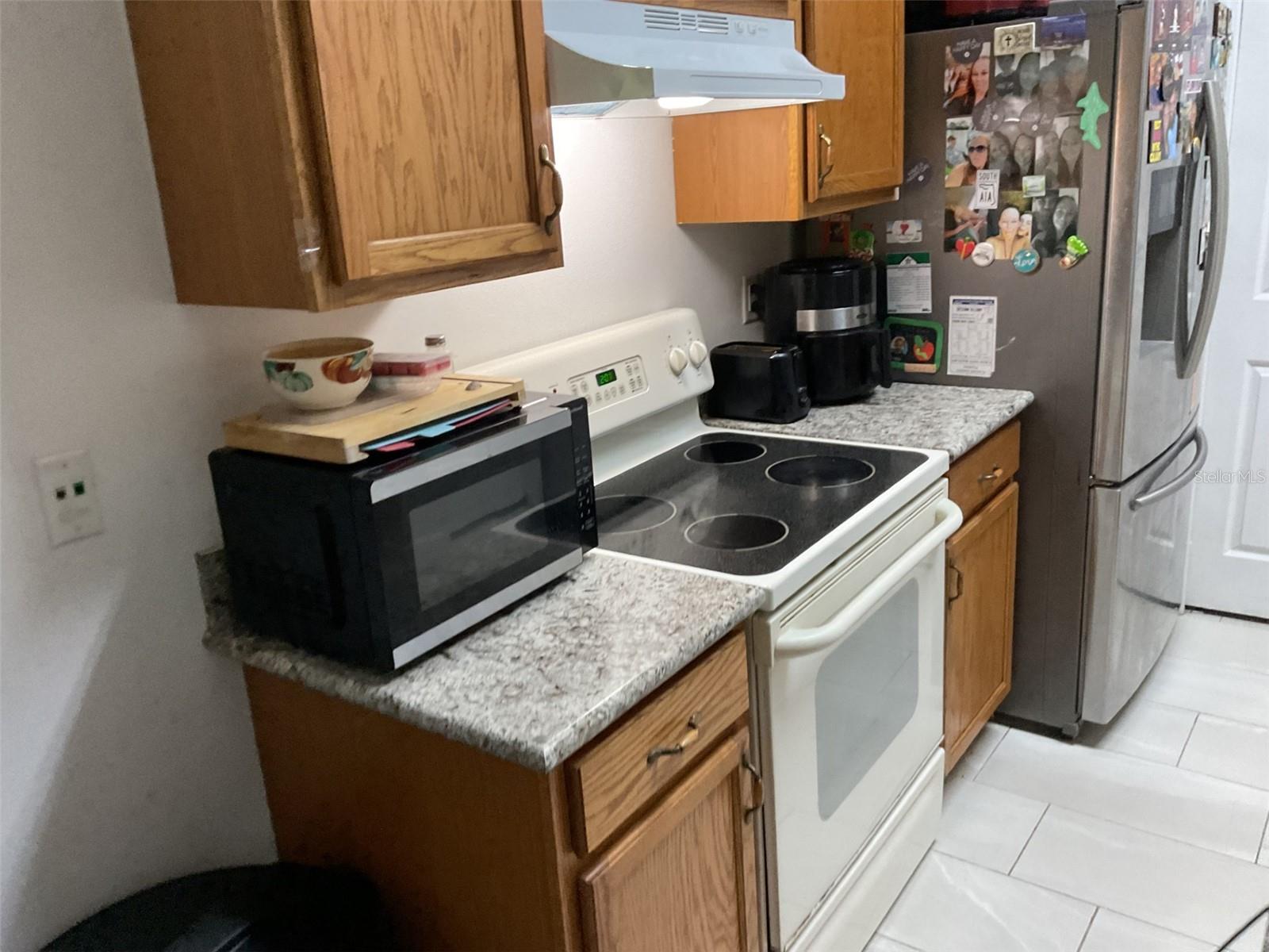 6 SLATINGTON PL — photo 10