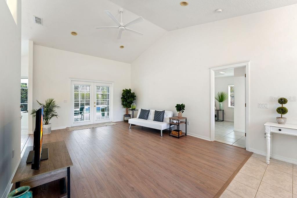 23 BARKLEY LN — photo 10