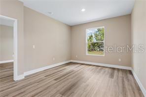 8 LEWISDALE PL — photo 12