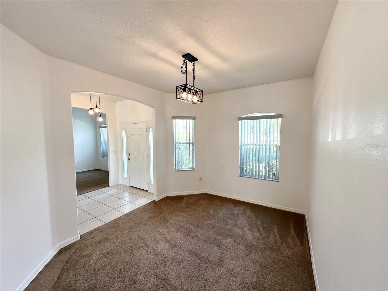 15 RUTH DR — photo 9