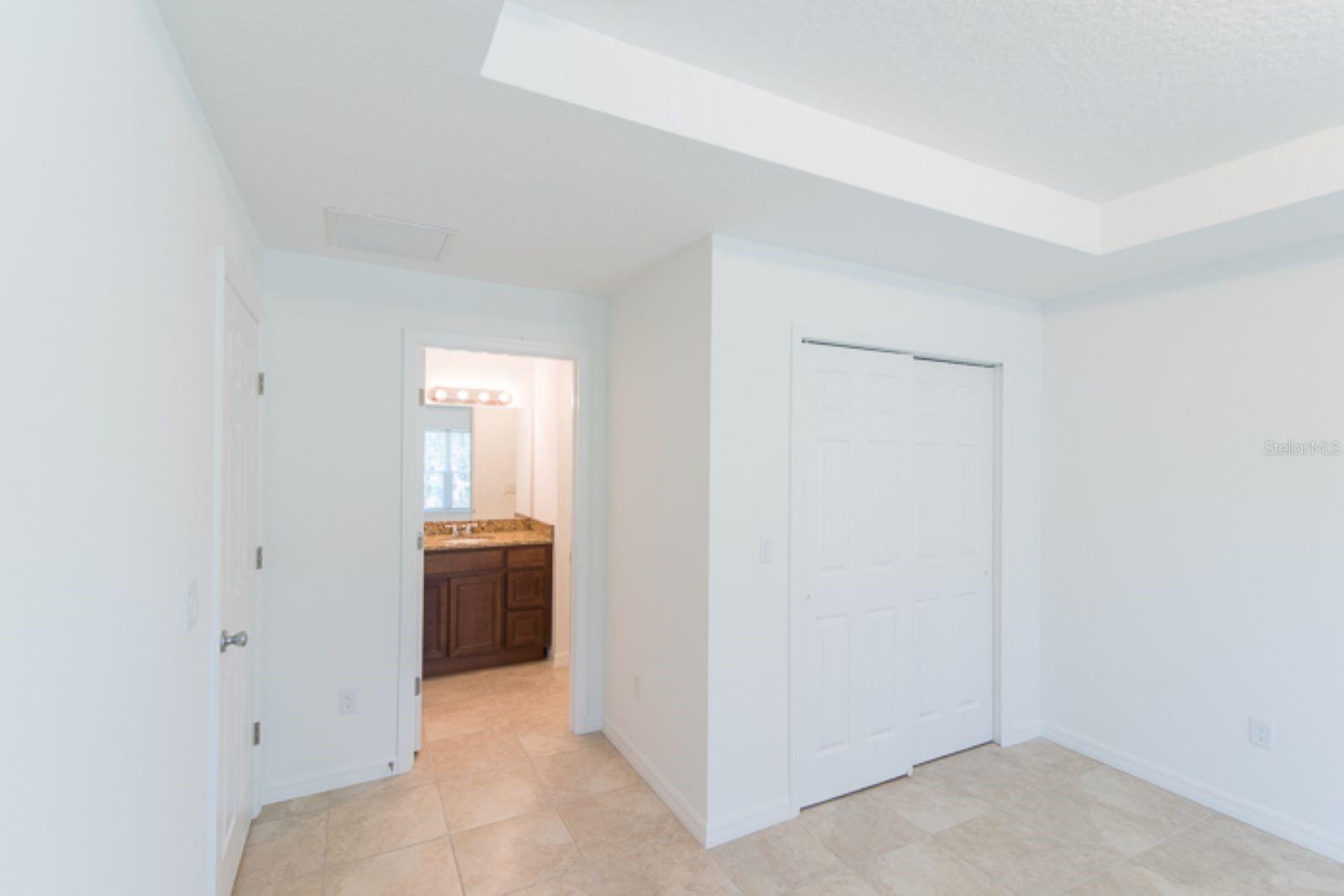 175 PLAIN VIEW DR #B — photo 12