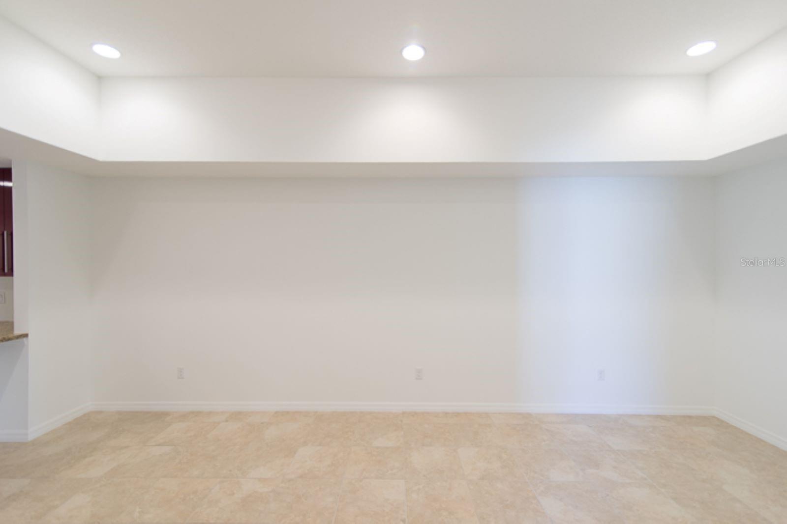 175 PLAIN VIEW DR #B — photo 4