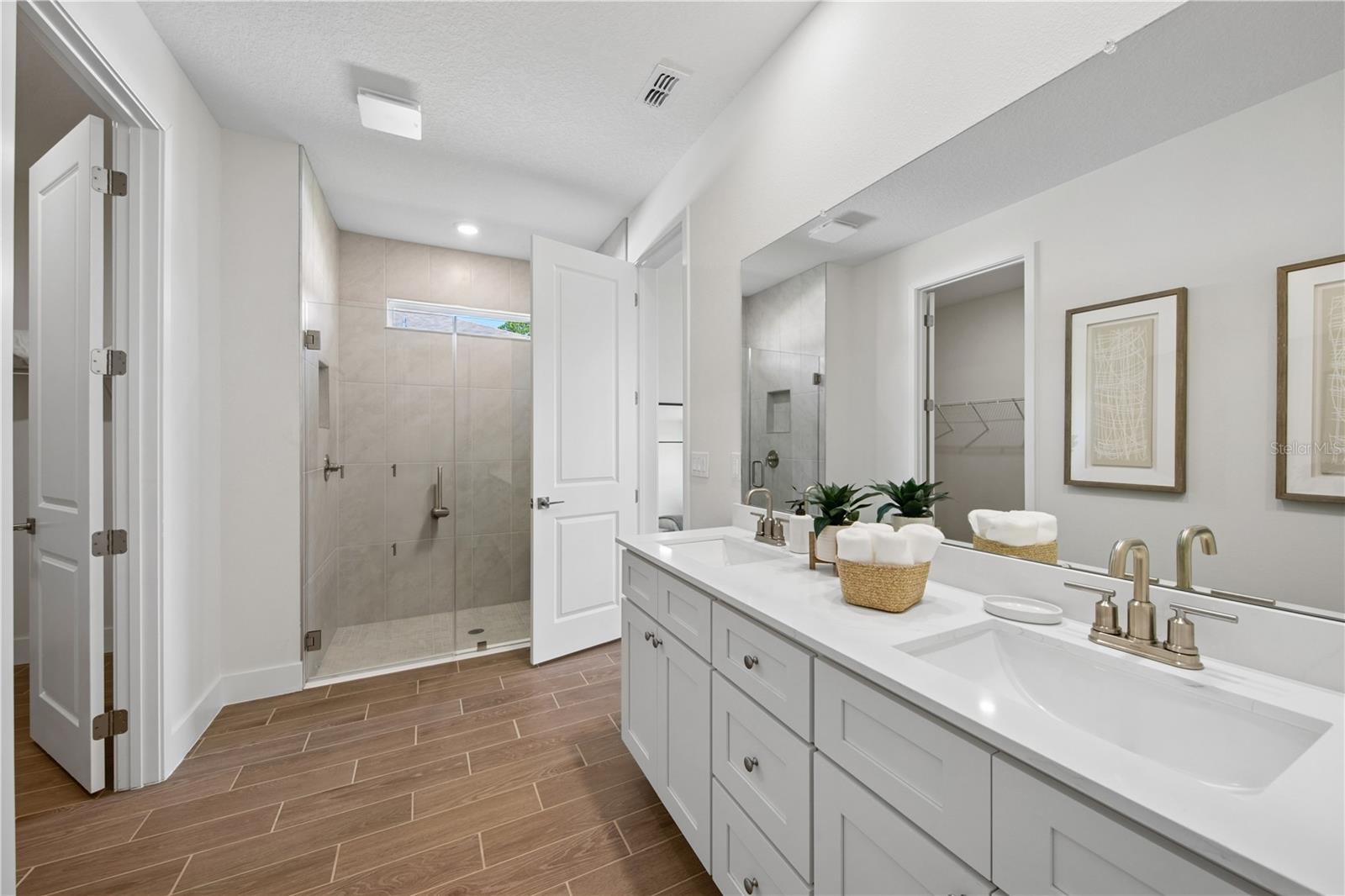17 BONNIE LN — photo 10
