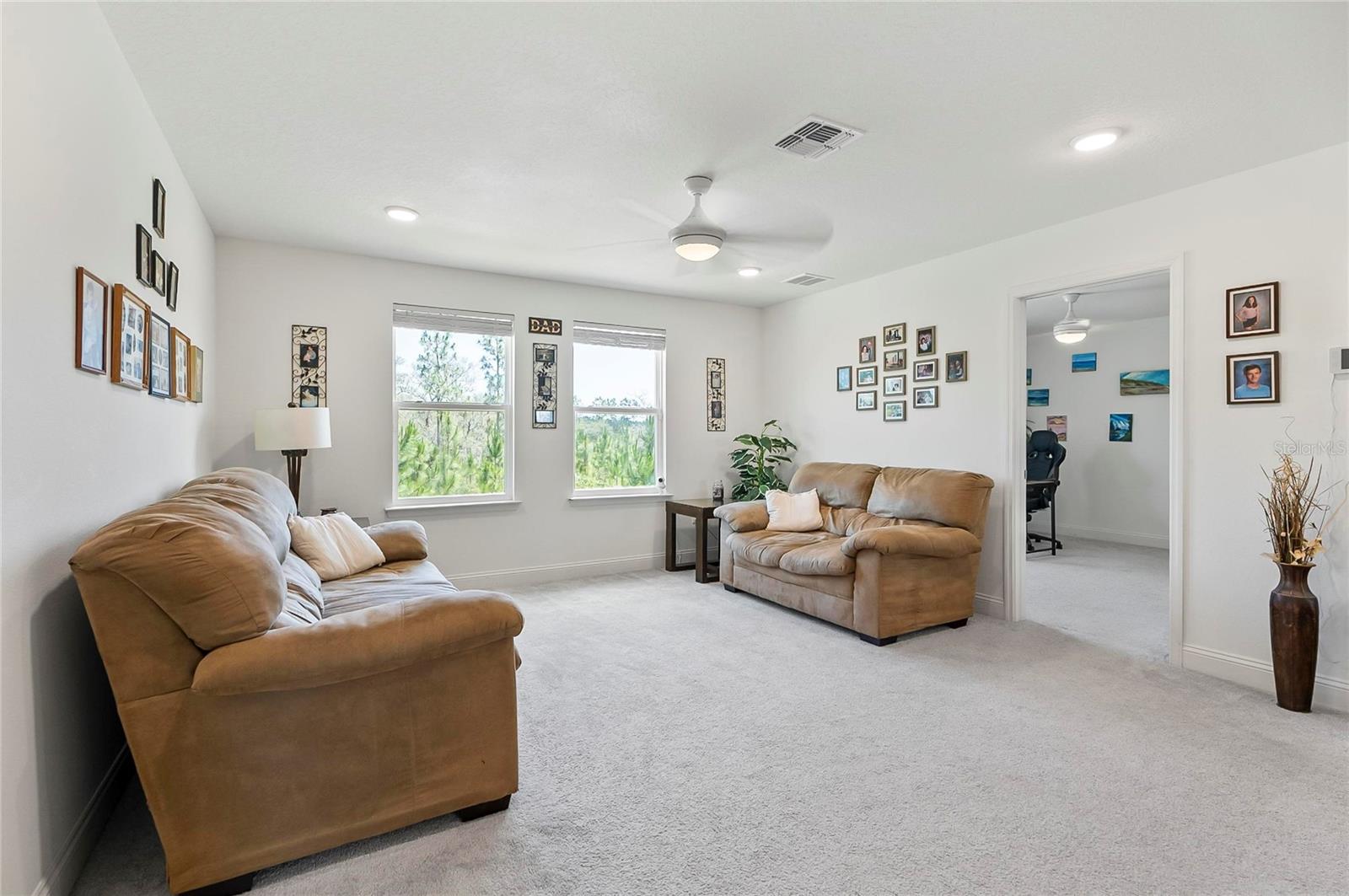 40 OAKLEAF WAY — photo 5