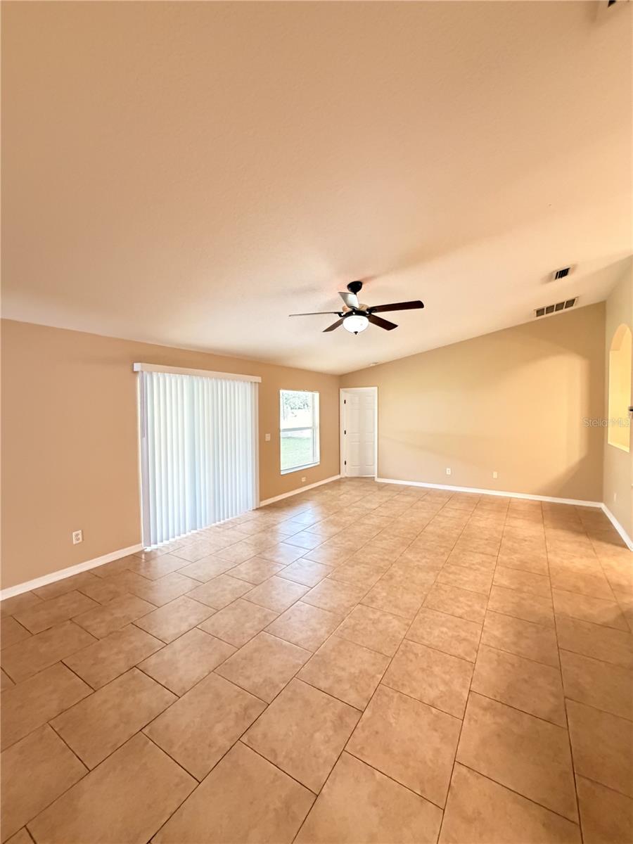 63 RICHMOND DR. — photo 7