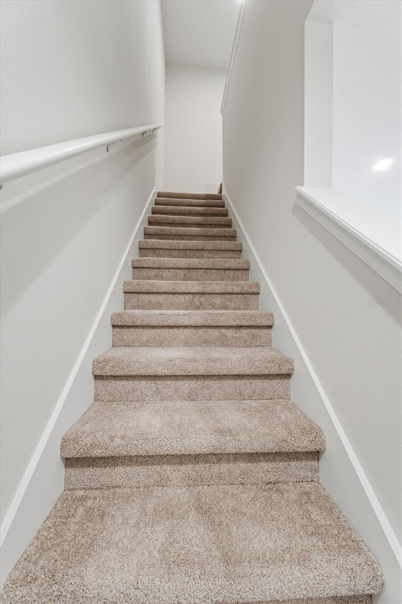19 ALEXANDER LN — photo 8