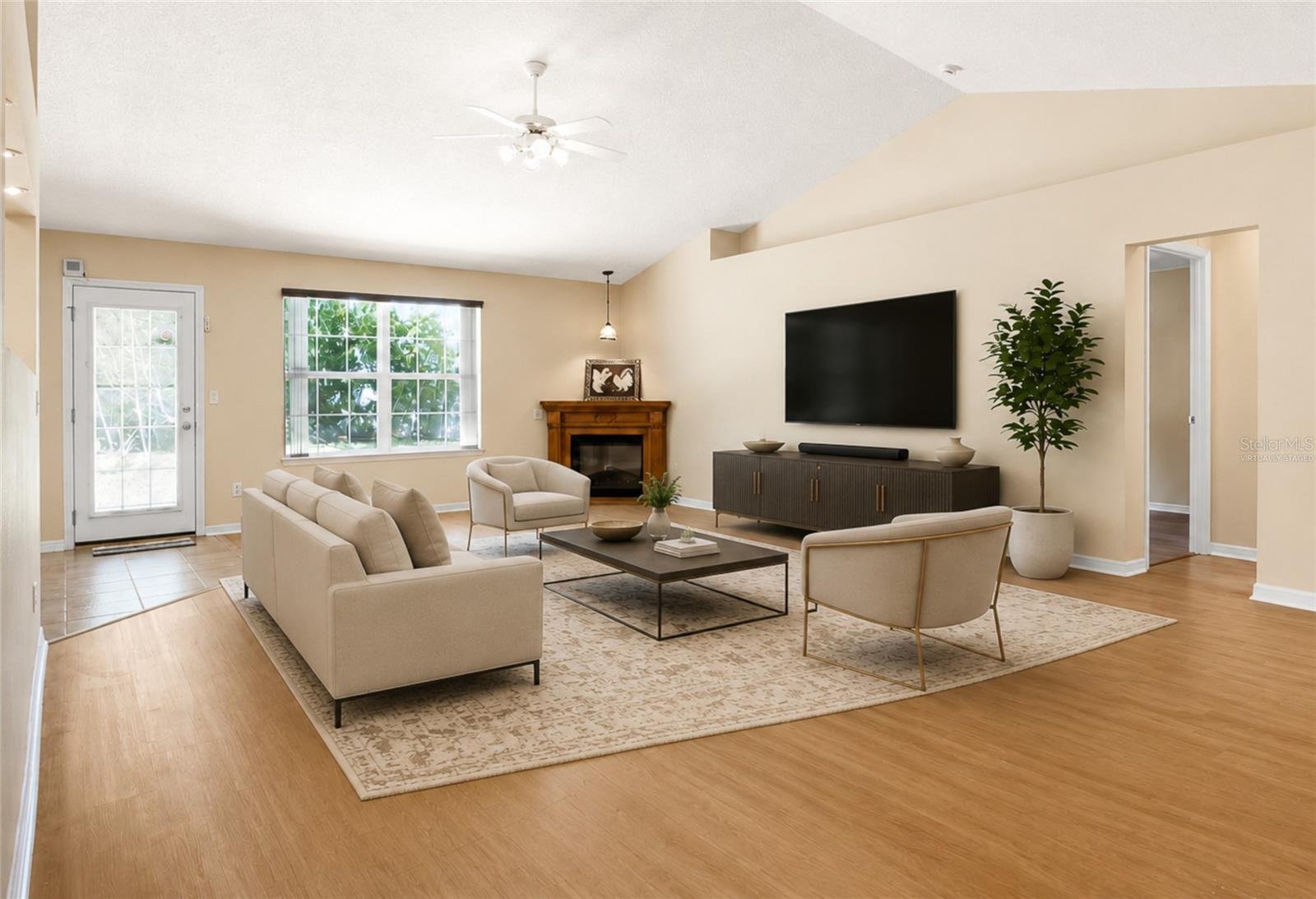 38 PRINCESS ROSE DR — photo 12