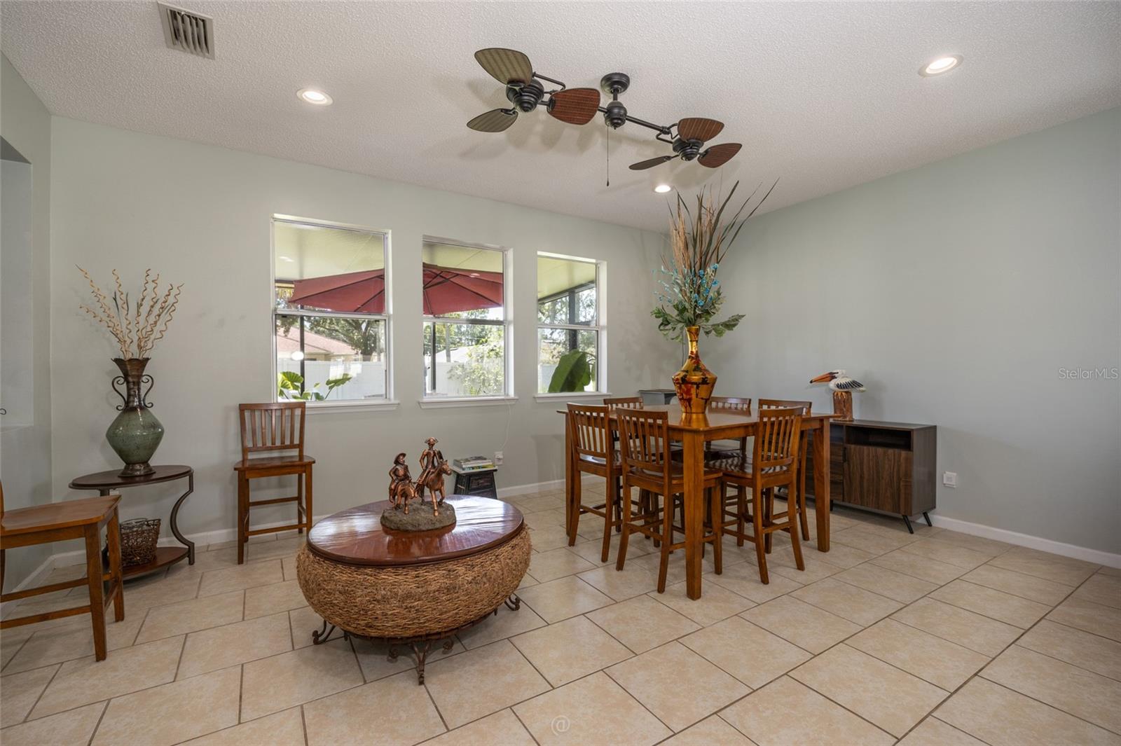 6 RYBARK LN — photo 8