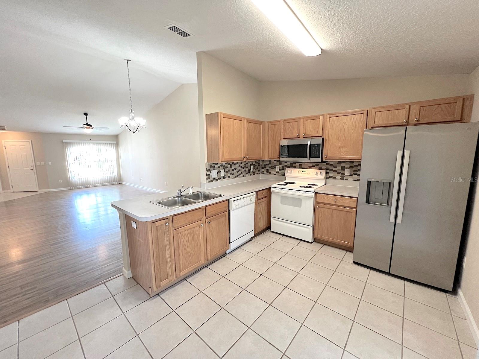 41 ETON LN #B — photo 9