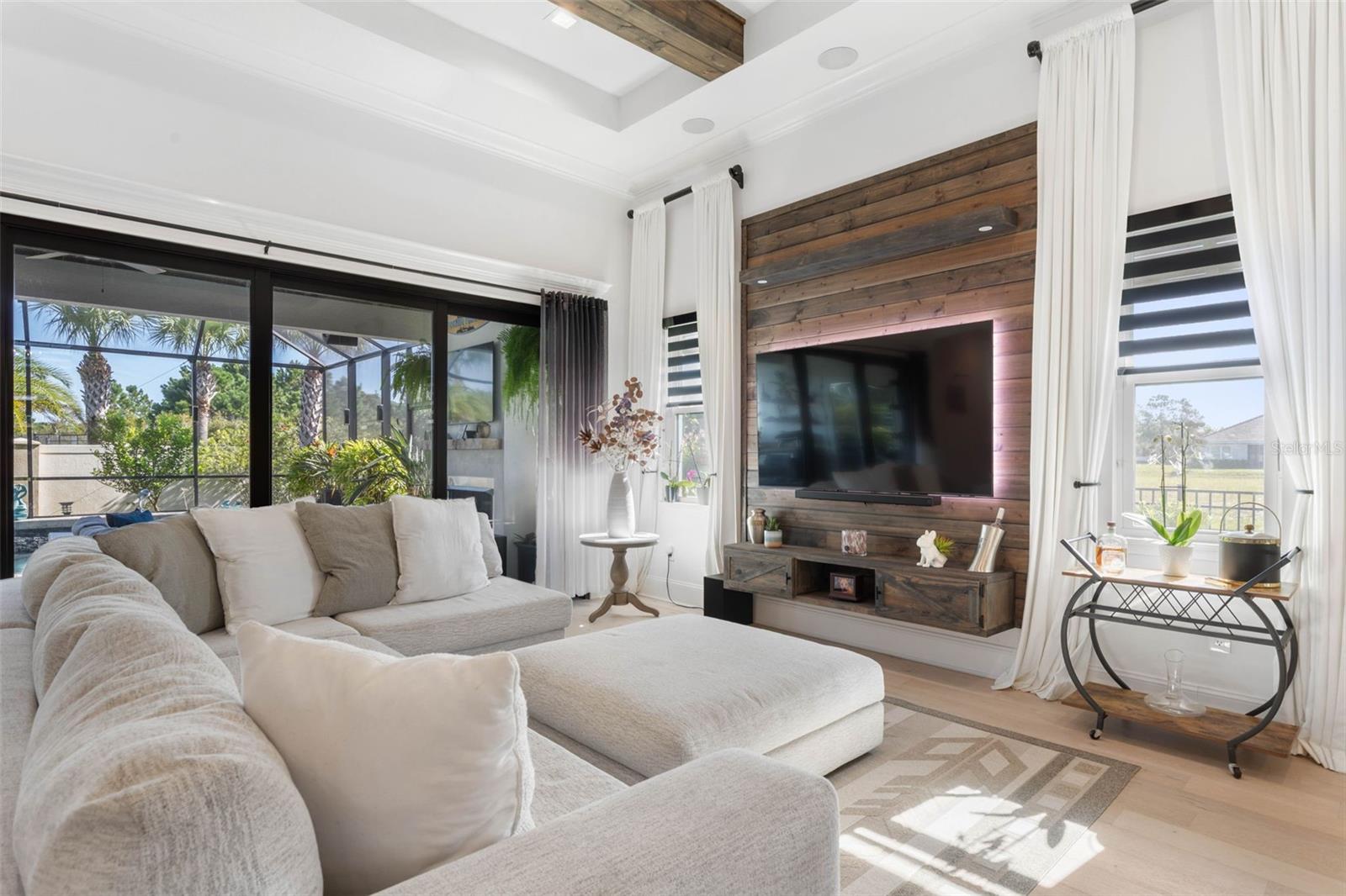 2 DEL PALMA DR — photo 5