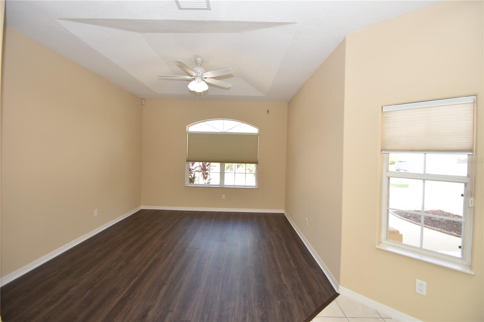 10 CRAMPTON CT — photo 6