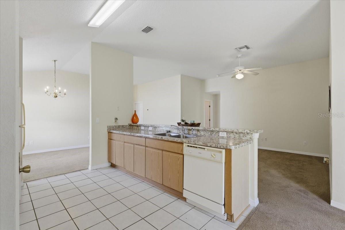 19 PILGRIM DR — photo 3