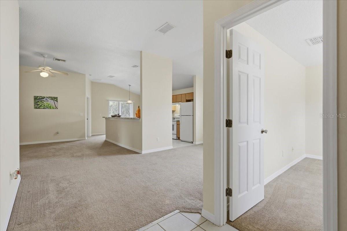 19 PILGRIM DR — photo 7