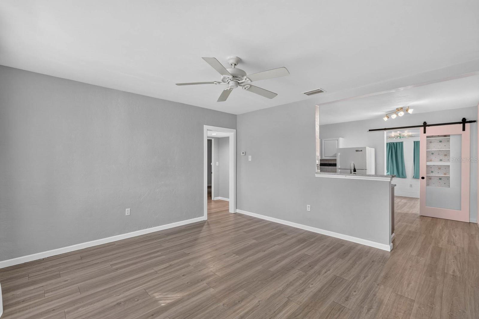 856 BERKSHIRE RD — photo 7