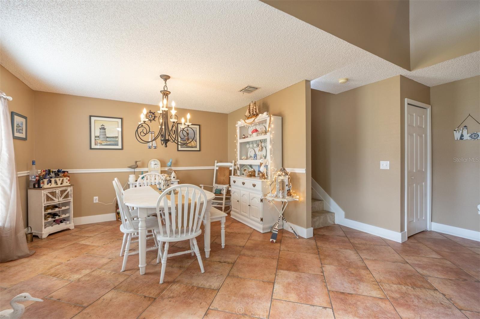 17 PINELL LN — photo 4