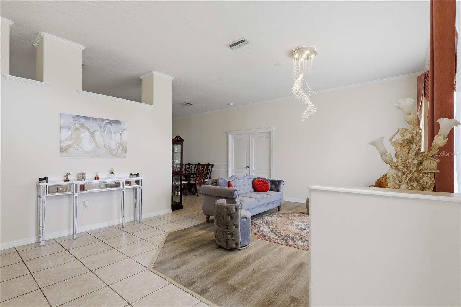 19 WHEATFIELD DR — photo 6