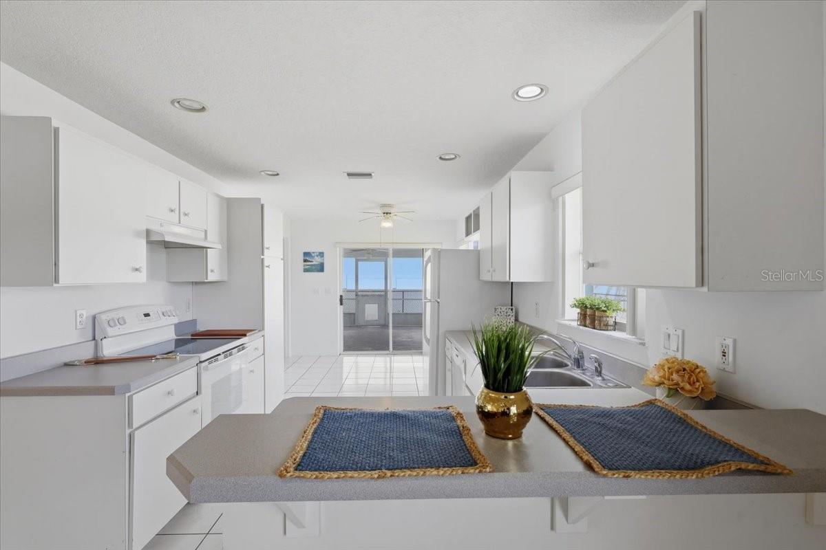 7 FIFER LN — photo 6