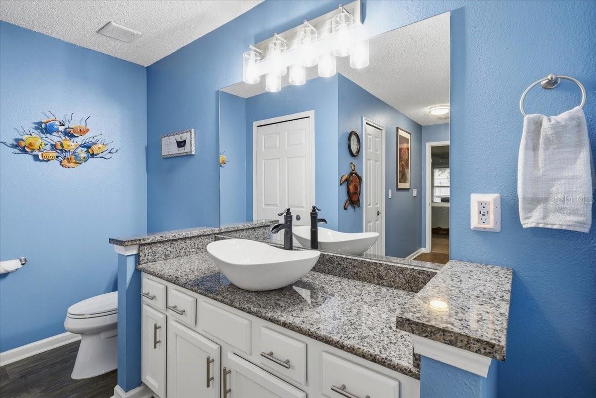 7 RANBAY PL — photo 12