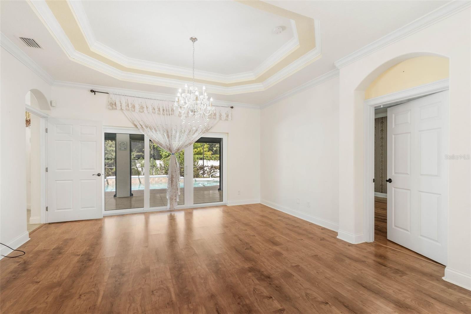 2 EDGEMONT PL — photo 10